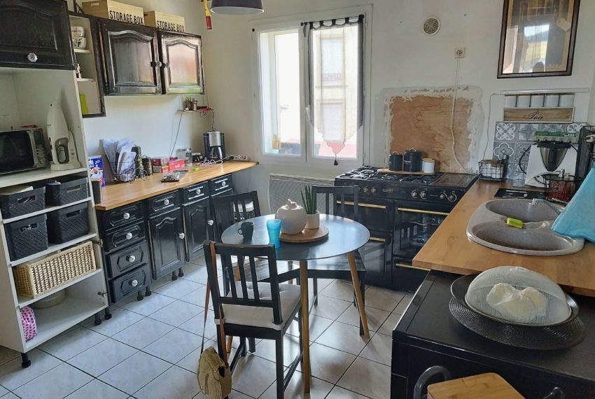 2-immeuble-a-vendre-malleloy